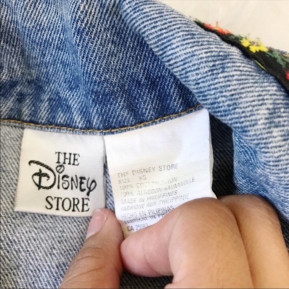 Vintage Disney denim cropped jacket. - Picture 4 of 4